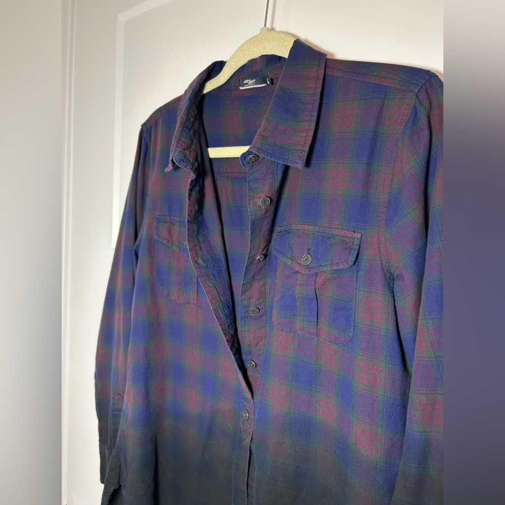 Medium/Large Silver Jeans Co. Pullover Button Pla… - image 5